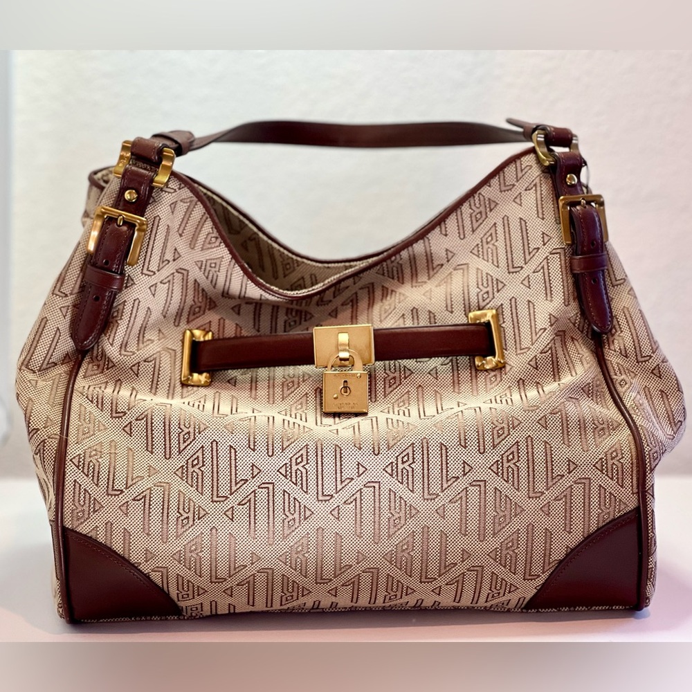 Lauren Ralph Lauren signature 4 poster hobo in khaki/brown